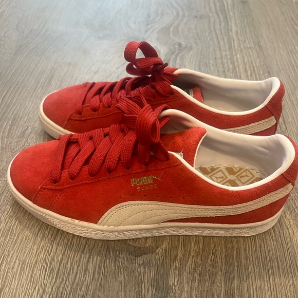 Puma Sneakers - Picture 1 of 3
